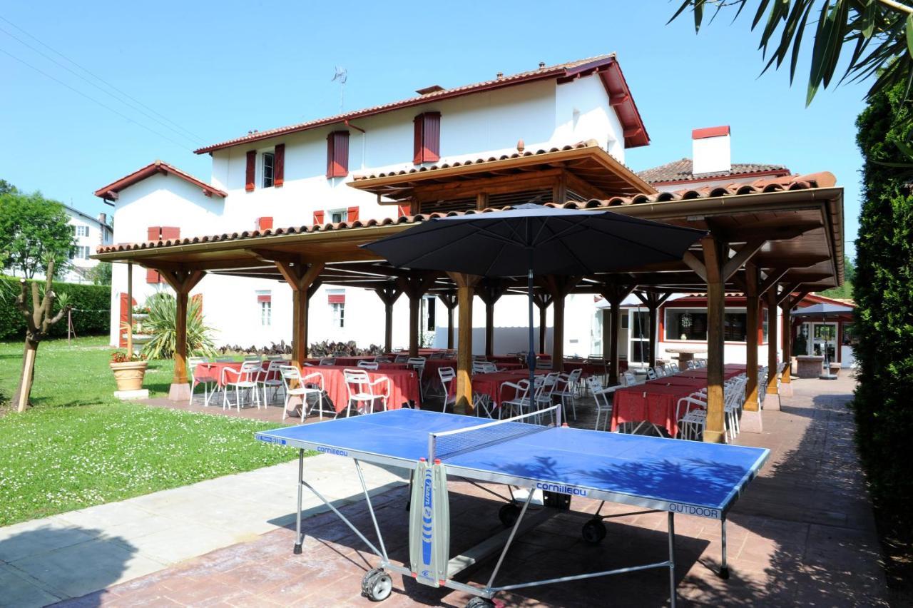 Hotel Restaurant Txistulari Itxassou Buitenkant foto