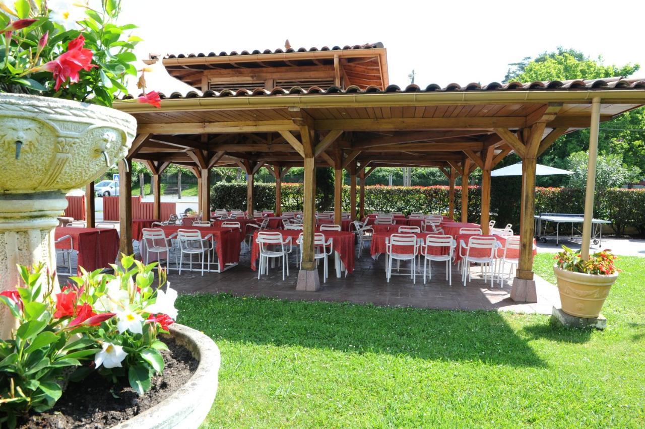 Hotel Restaurant Txistulari Itxassou Buitenkant foto