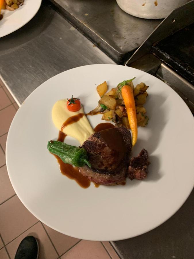 Hotel Restaurant Txistulari Itxassou Buitenkant foto
